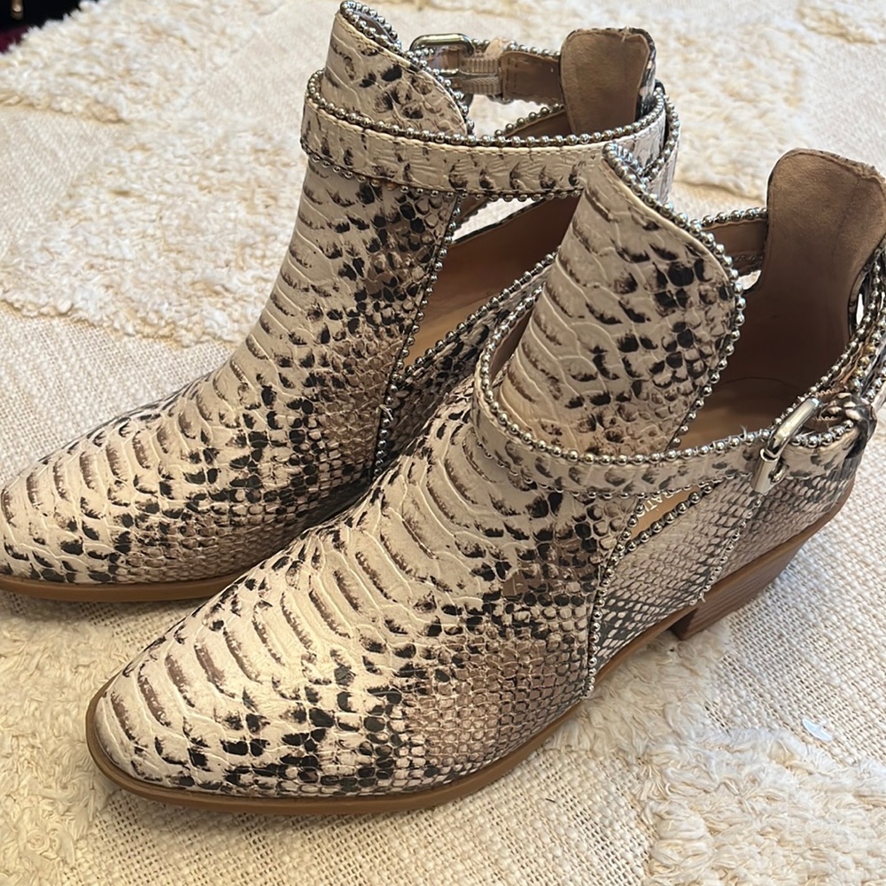BCBG Generation faux leather alligator booties